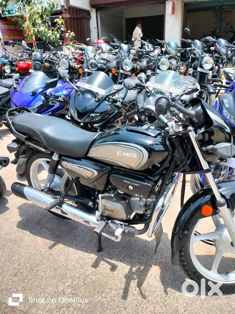 Hero spelender black colour model 2023