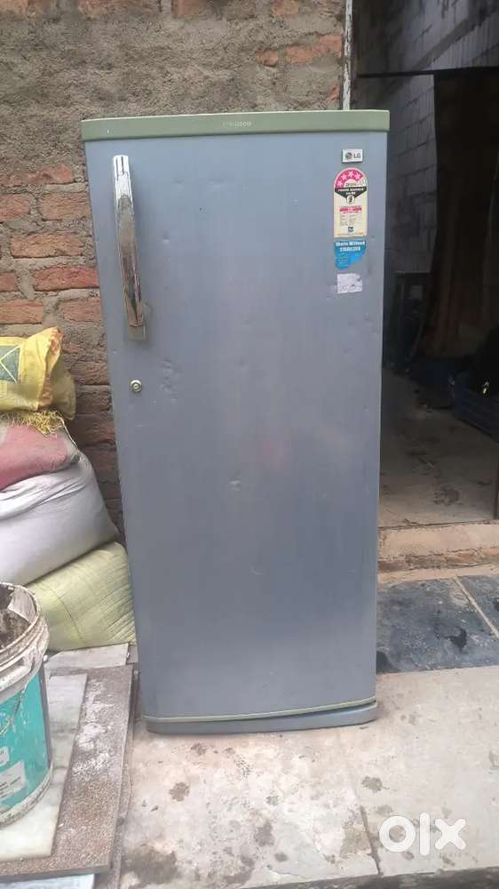 Fridge Lg company 230 litres running condition