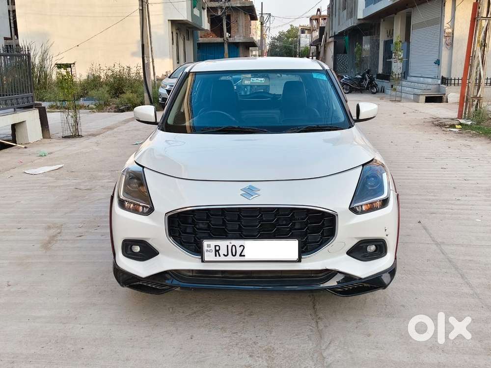 Maruti Suzuki Swift VXi + Manual, 2025, Petrol