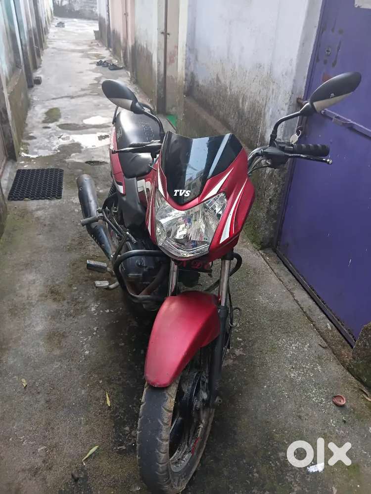 tvs soroom me 15000 de rha h jo 3000 jyda dega usko de denge