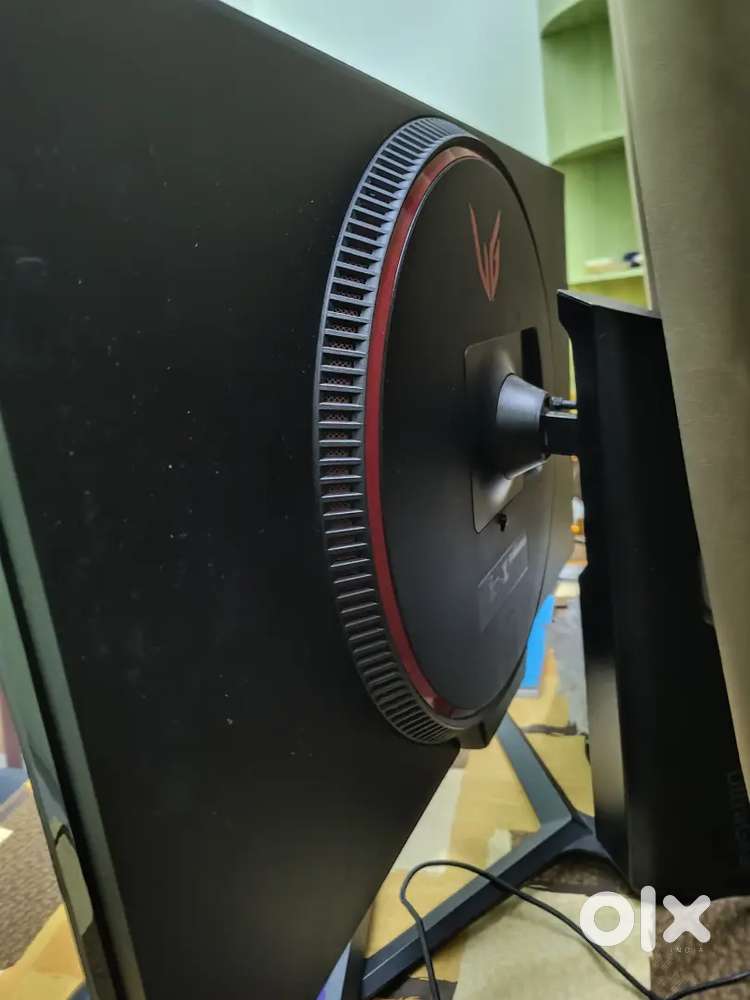 LG Ultragear 32 inch monitor Under warranty & More