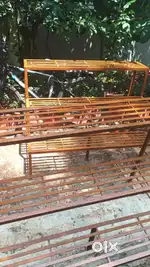Brown Mild Steel Garden Plant Stand, Height: 4 feet