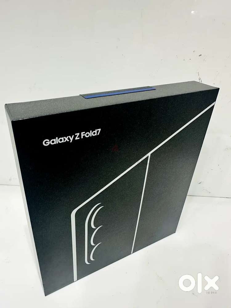 Brand New Seal Pack Samsung Fold 7 256