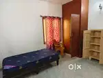 Single room for rent only for ladies