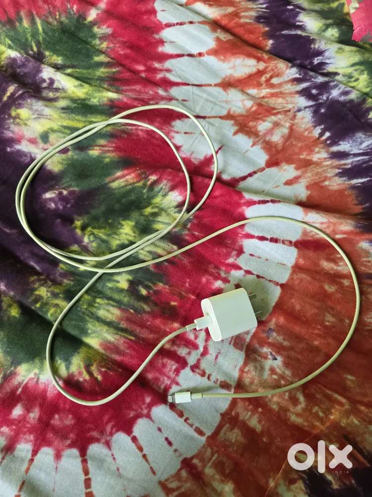 Apple original 2 meter cable & adapter