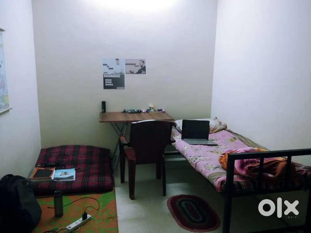 Searching roommate