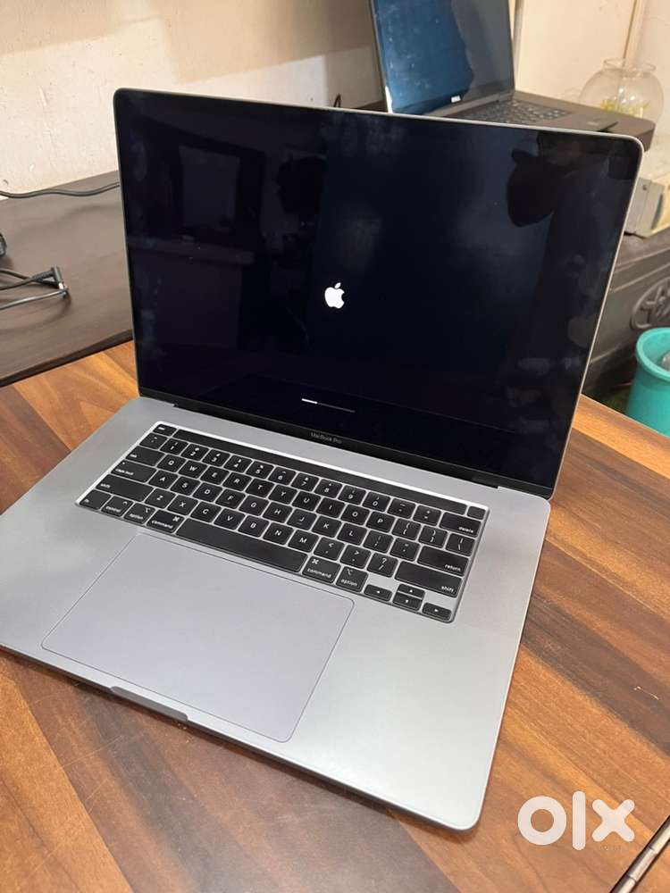 MacBook Pro 16 inch retina Display -2019