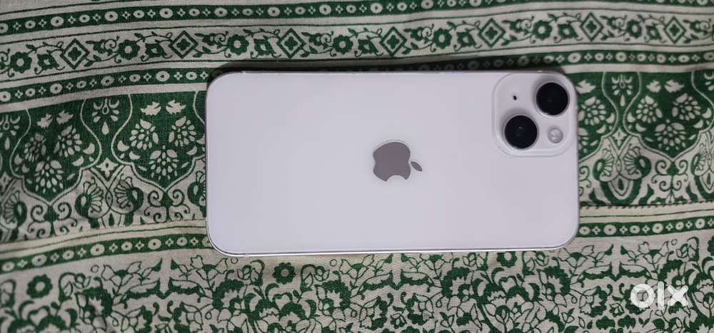 iPhone 14 battery charge