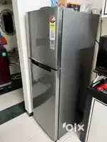 236 litres double door fridge