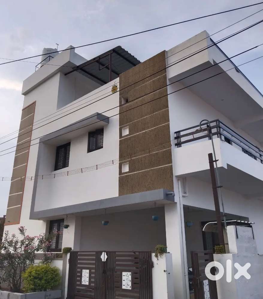 Comfort living . School & major Bus stands are near walkable distance.