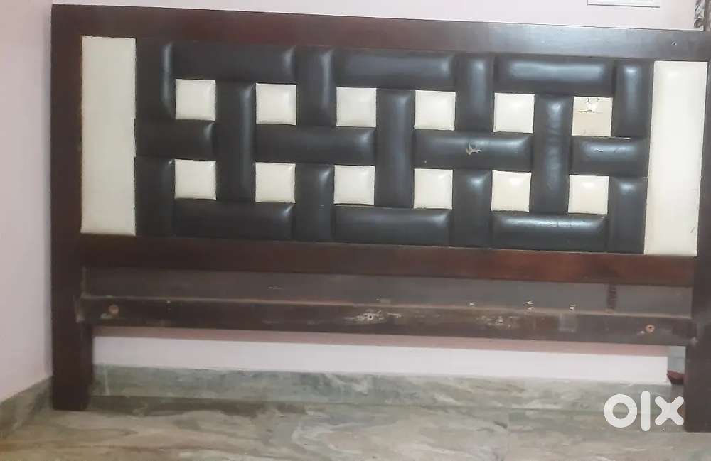 Double bed wooden Head