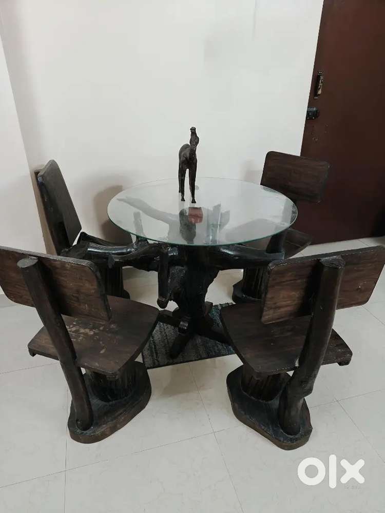 Dining Table for Sale – Like New!