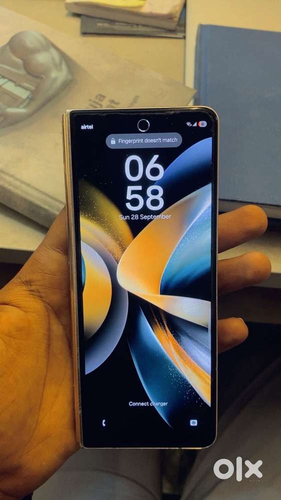 Samsung Z Fold 4 5G  Rose Gold  12/256GB  Genuine Condition