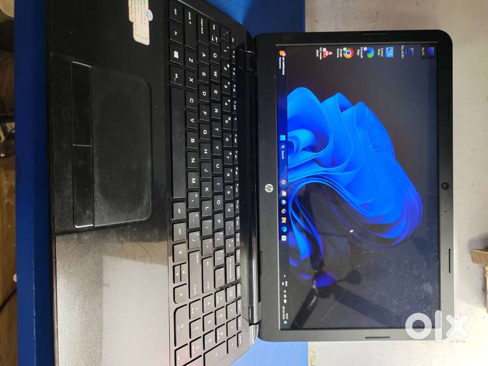 hp 250 g3 with SSD 8gb ram windows 11 for sale