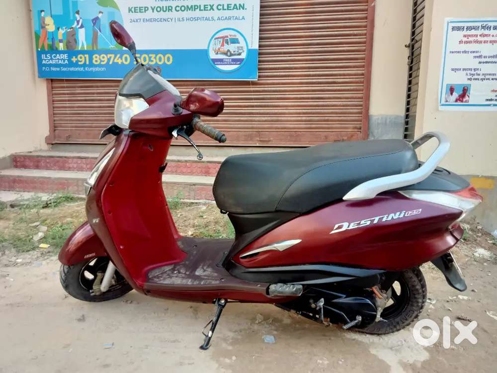 ৮৯৭৪৭২৩৫৩৪DESTINI scooty new condition all papers work ok