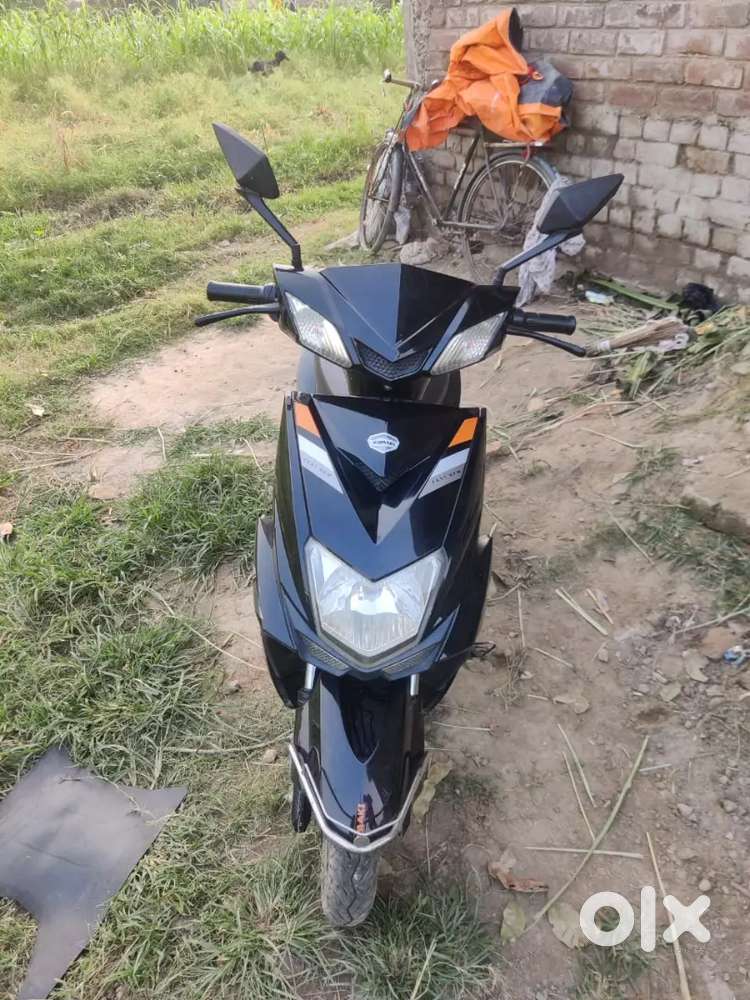 Electric scooty good condition