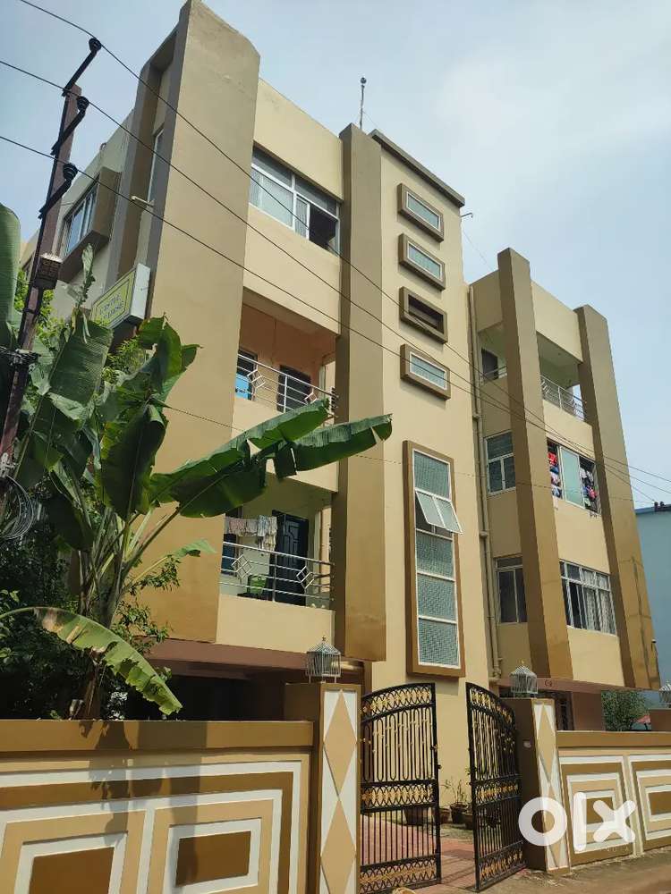 Fully Furnished with AC PG for Boys only near Damana Square.