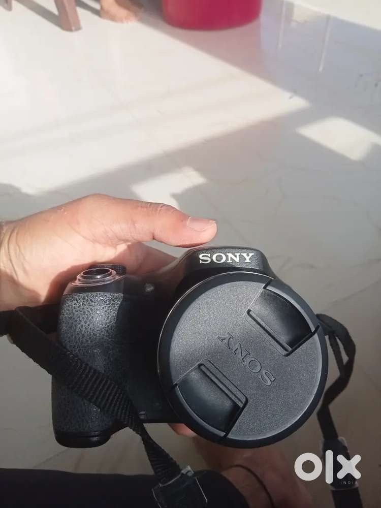 DSC H300 CAMERA A NICE CAMERA FOR YOU