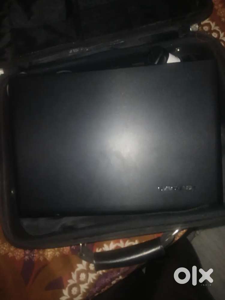 Lenovo laptop intel 3 core 8gb ram 500gb full working with windows 11