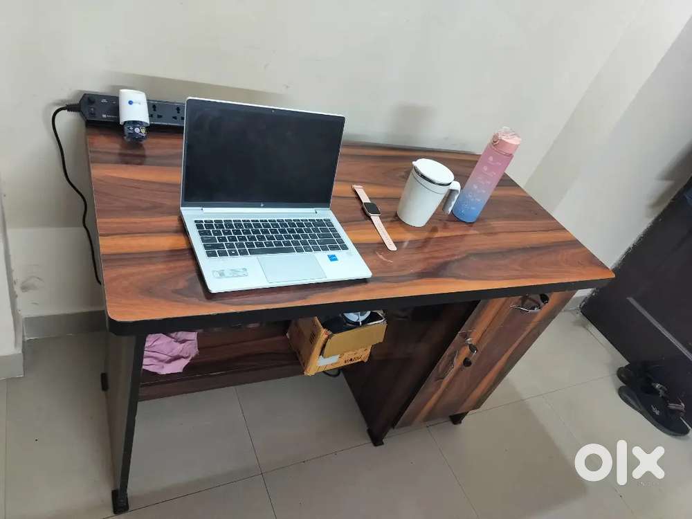 Computer Table & Office Chair