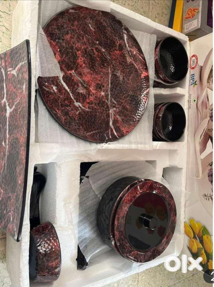 Dinner set of 44 Pc