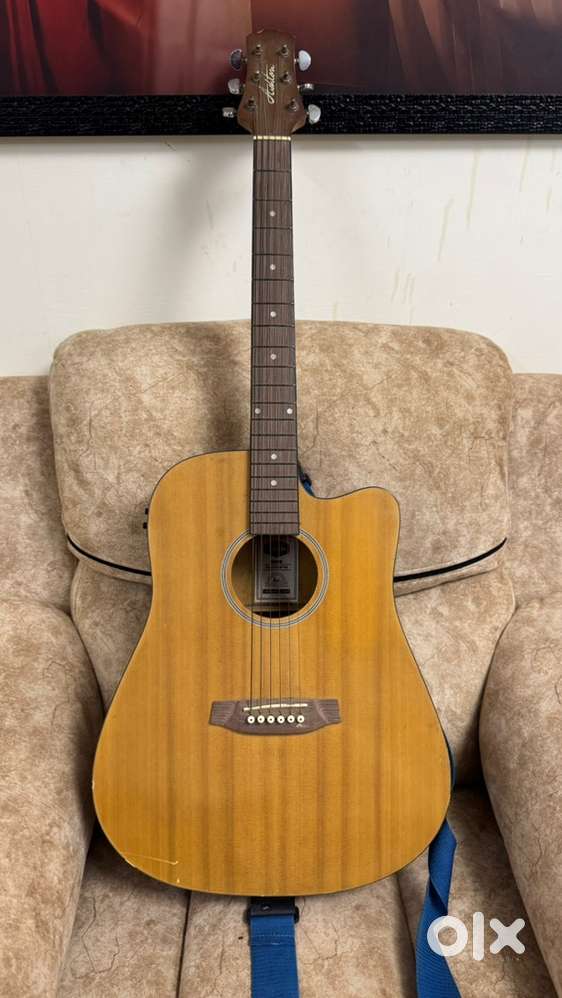 Good Condition Guitar