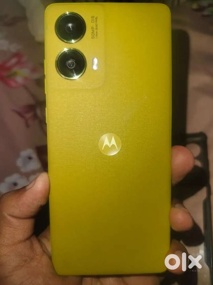 NEW MOTO G85