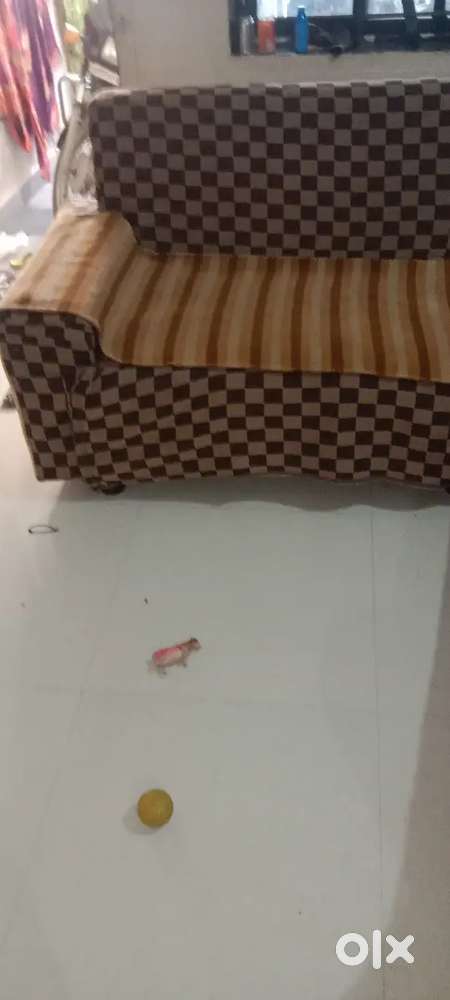 સોફા દેવાના છે