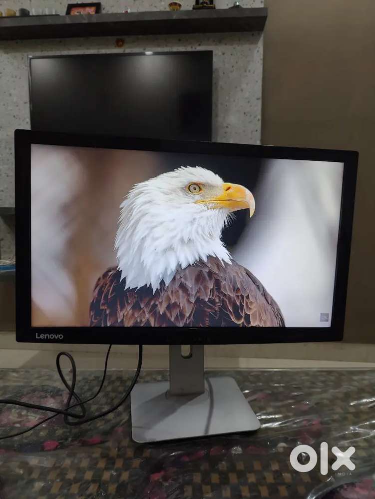Lenovo 24 inch Monitor Rotated Stand SLIM WARRANTY