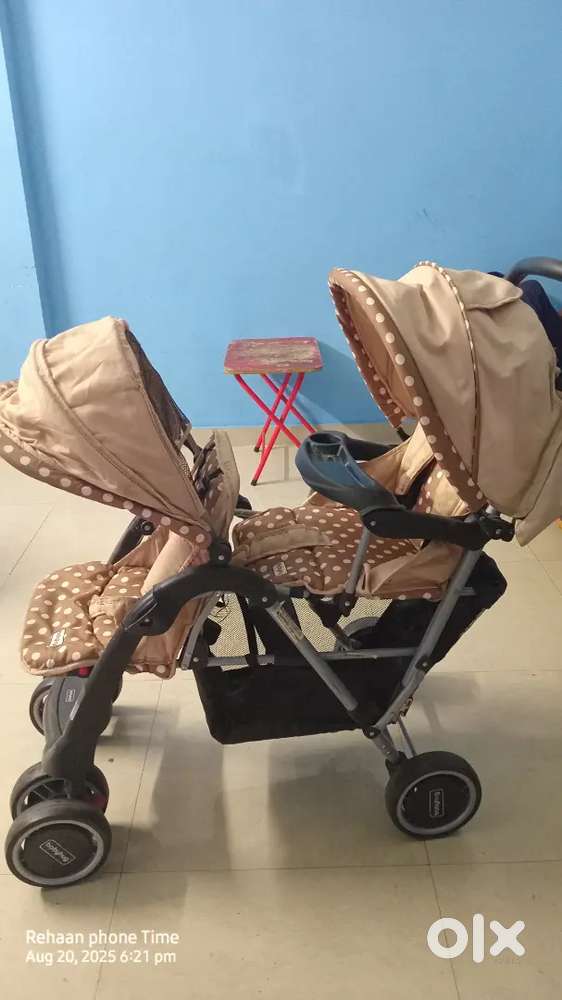 Twin Baby stroller Unused
