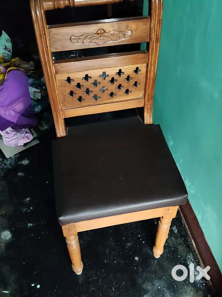 Dining table and chair