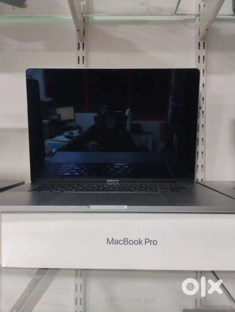 MACBOOK PRO A2141