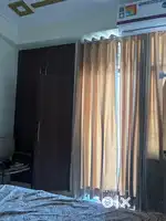 need female roomate