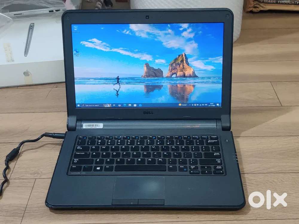 Dell Latitude  Laptop Intel i3 5th Gen 256GB SSD 8GB Ram GADGETZONE