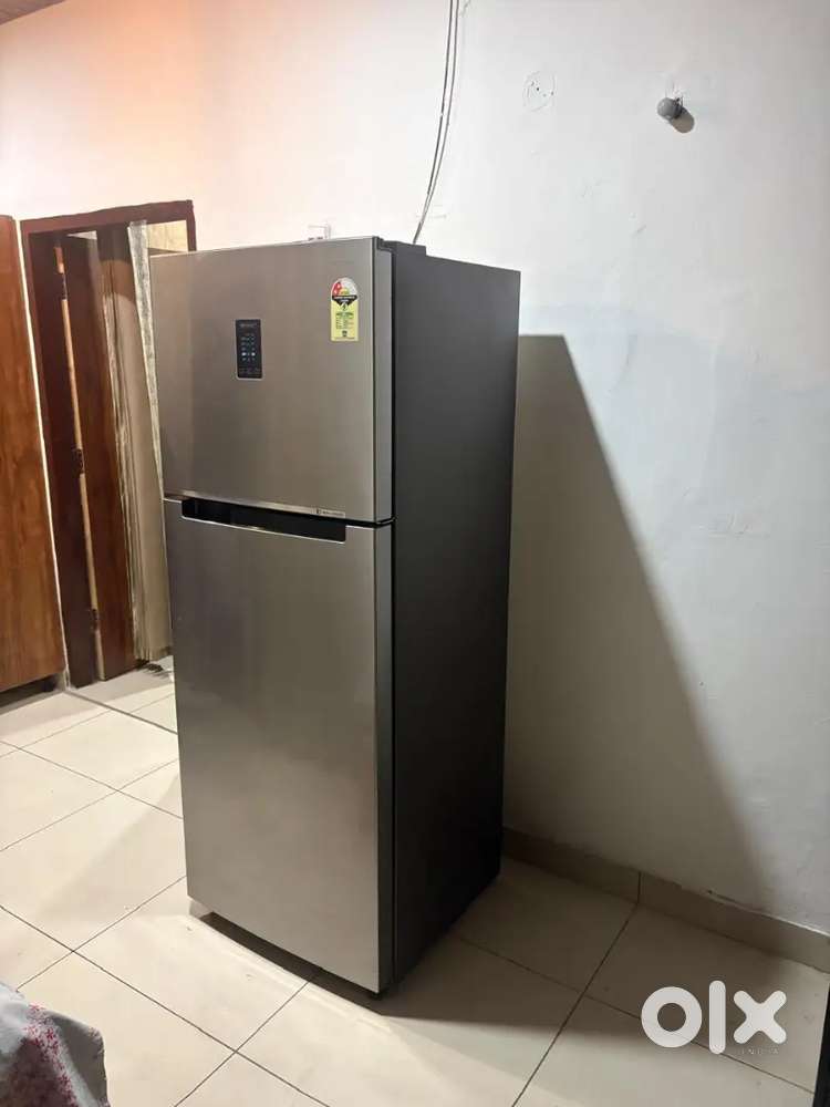 Samsung refrigerator 415  ltr