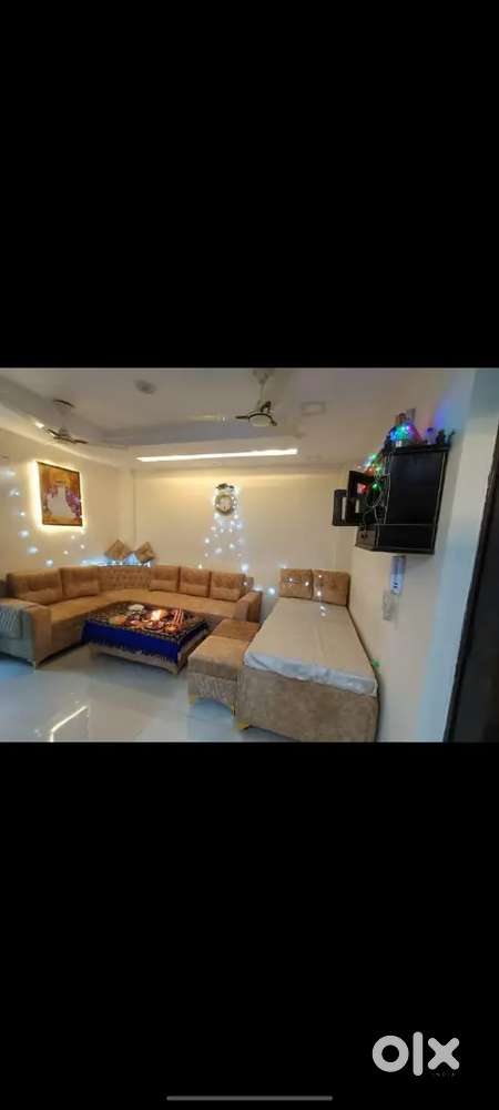Well-Furnished 2 BHK Flat with Lift & Parking for Sale–Sudarshan Park