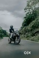 Yamaha R15M monster moto gp edition