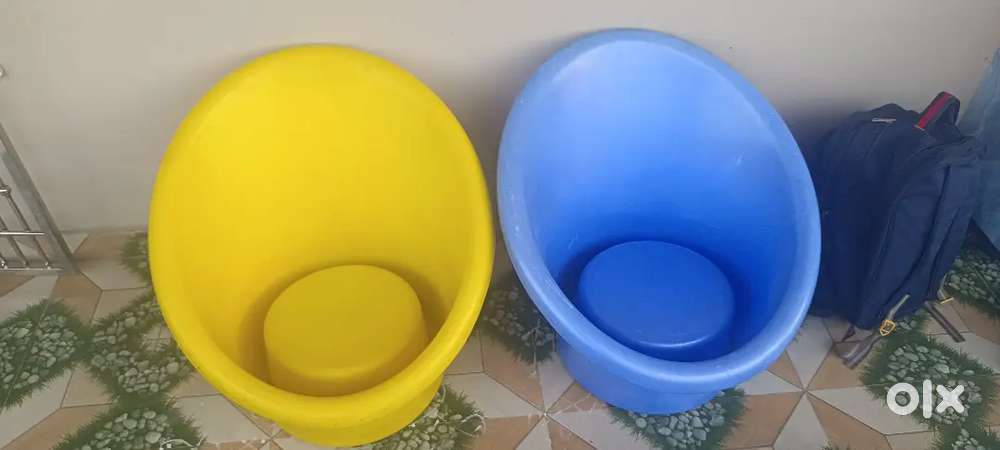 plastick tub chair