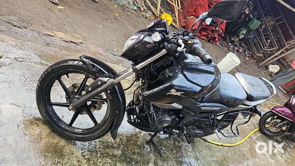 Tvs Raider