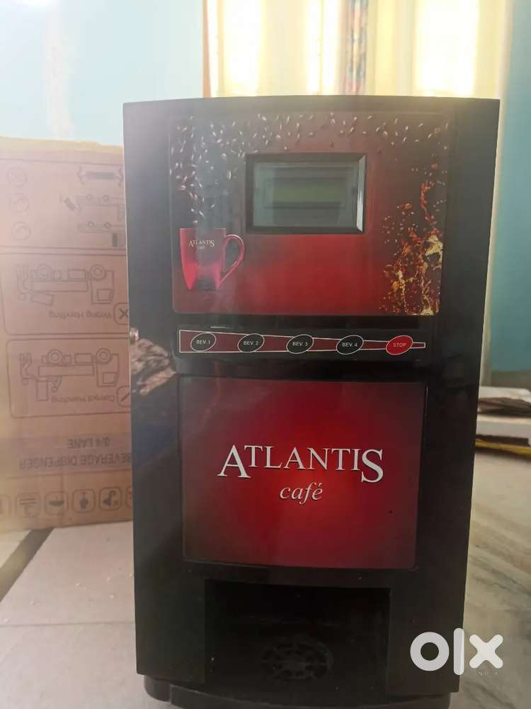 Coffee and tea machine