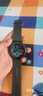 Smartwatch at 1800