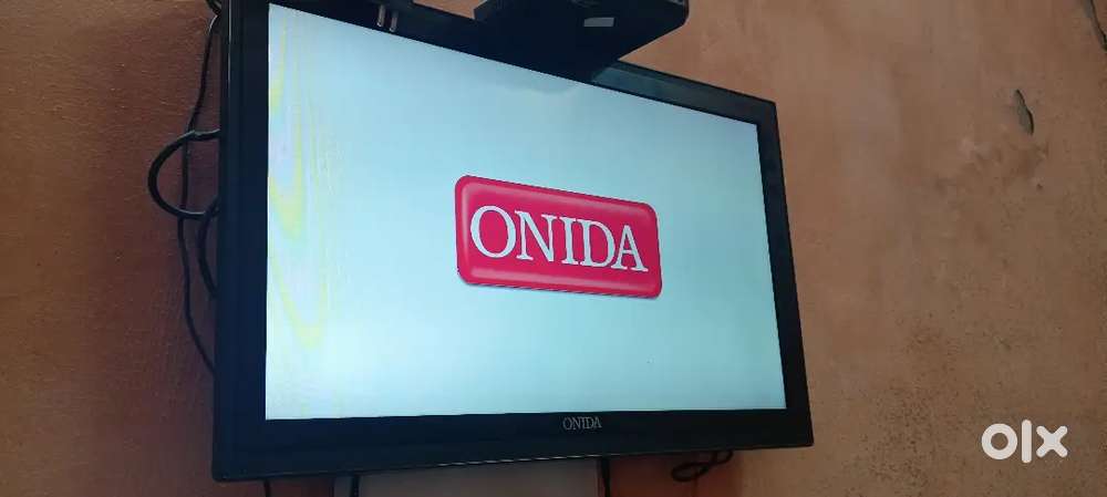 24inches onida led tv