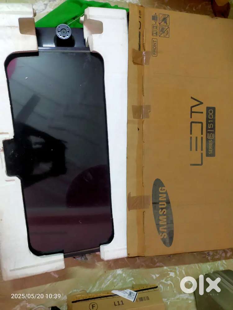 SAMSUNG LED TV