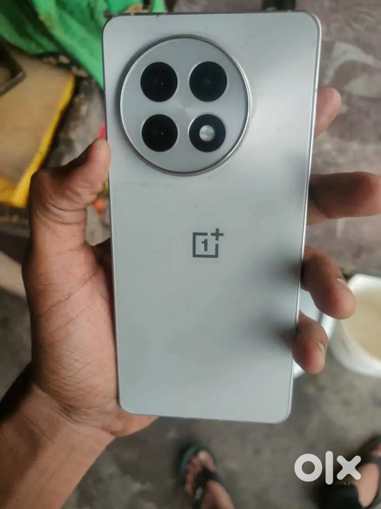 One plus 13 r 256gb 12rom
