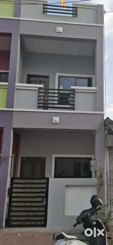 Mr 10 gulmohar Green