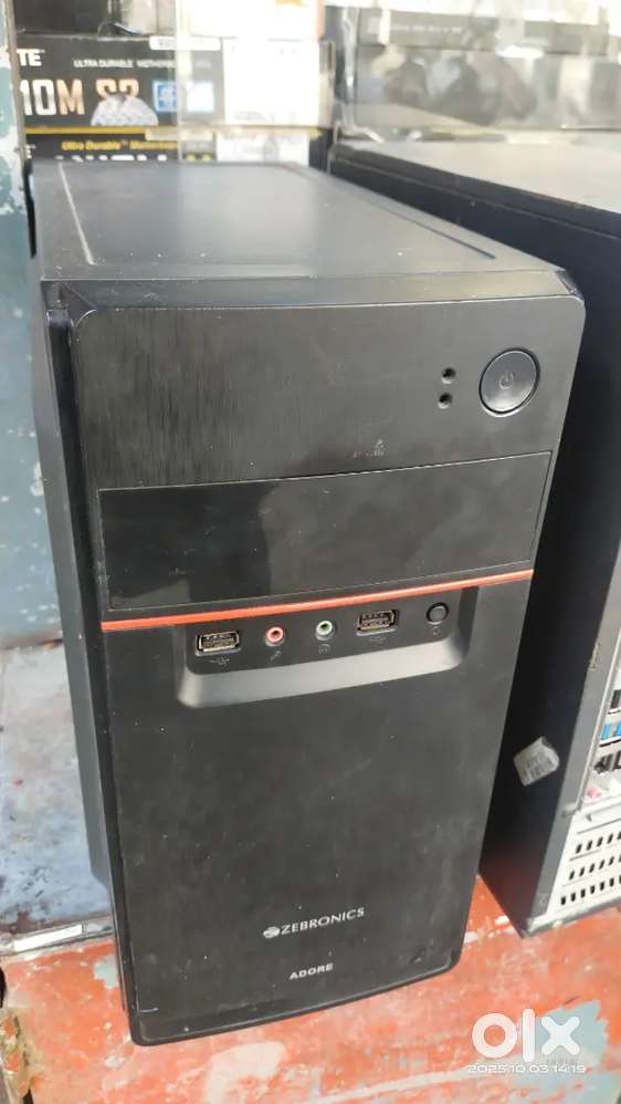 Pc Amd fx 6100 prosessor 6 core 8gb ram 128ssd with 500gb hdd