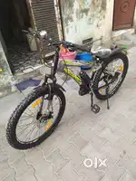 New condition hero sprint by cycle black and perrort colour