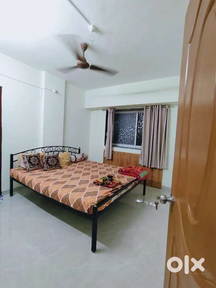2bhk semi furniture flat rent family Bharti vidyapeeth katraj