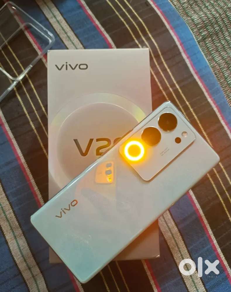 Vivo v29.  8/128