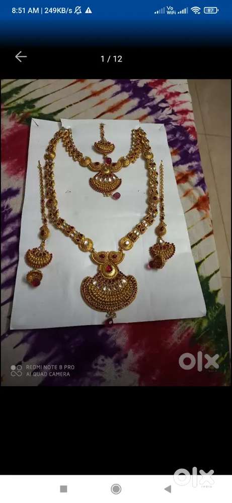 Gold Bridal Jewellery Set & Hair Accessories of 17 pcs